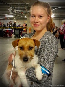 Jenni & Siru koiranäyttelyssä